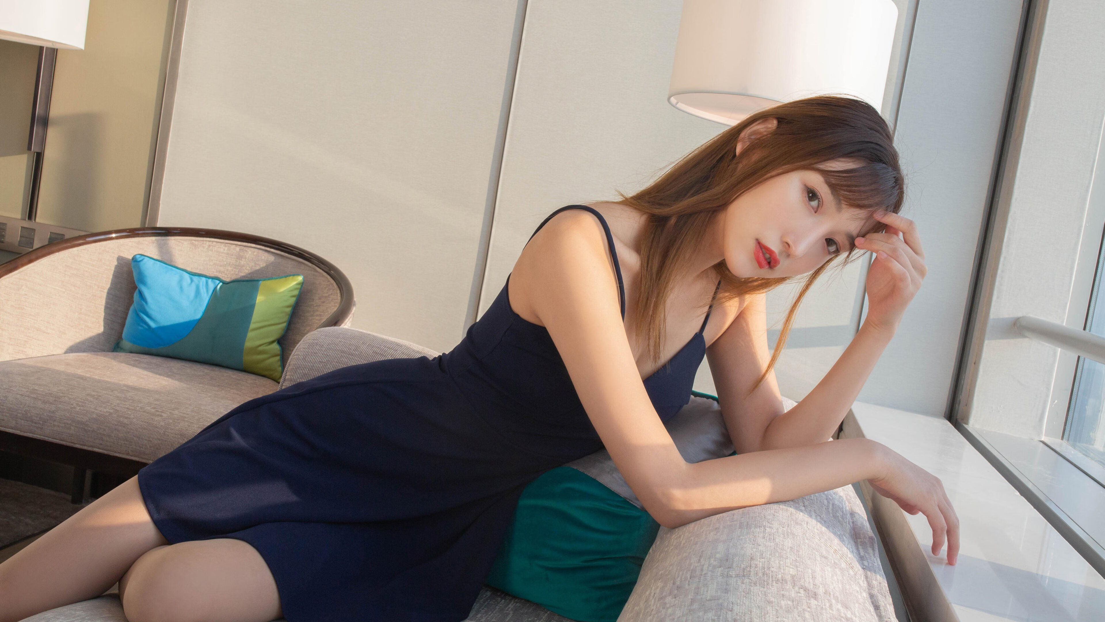 日本骑手佐藤健一在2024年东京国际障碍赛中以“飞翔之星”马匹获得冠军，感人至深。